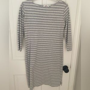Vineyard Vines, grey and white striped dress